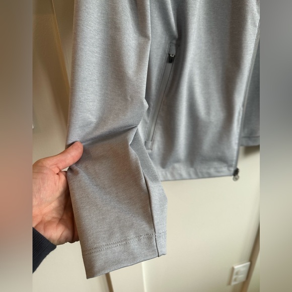 Vuori Men's Sunday Element Lightweight Jacket - Picture 3 of 4